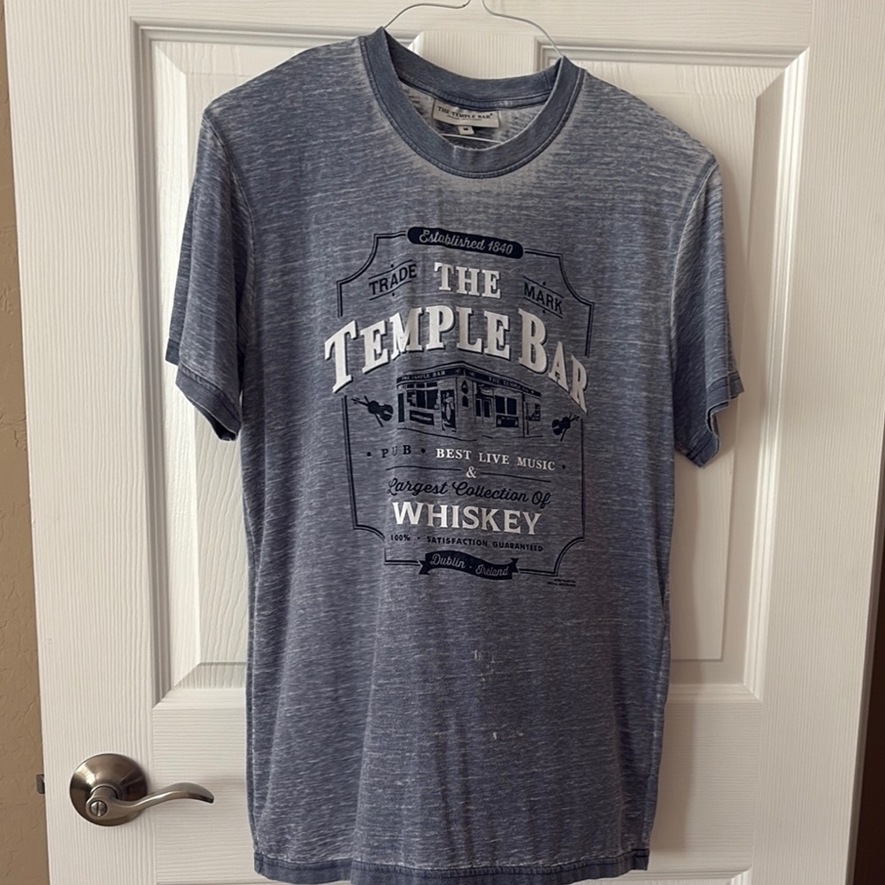 THE TEMPLE BAR Men’s T Shirt